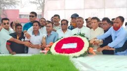 জিয়াউর রহমান ও খালেদা জিয়ার মাজার জিয়ারত করলেন ফরিদপুরের নবনিযুক্ত জেলা পরিষদ প্রশাসক