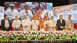 ‘হিন্দু-মুসলমান ভাই ভাই, ধানের শীষে ভোট চাই’