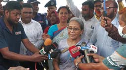 বাধ্য হয়ে ভারতকে ইলিশ দিতে হচ্ছে -মৎস্য ও প্রাণী সম্পদ উপদেষ্টা