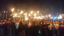 সাতক্ষীরা ২ আসনে আব্দুল আলিমের মনোনয়নের দাবীতে সড়ক অবরোধ করে মশাল মিছিল