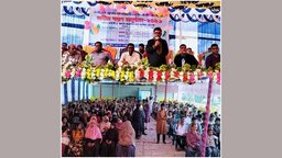 বাকেরগঞ্জের জাহাঙ্গীর হোসেন মোল্লা কলেজে নবীন বরণ অনুষ্ঠিত