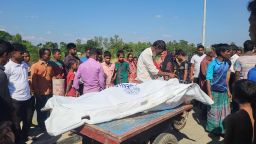 পুকুরে ভাসছিল বৃদ্ধের মরদেহ, উদ্ধার করল থানা পুলিশ