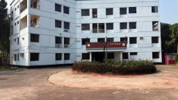 ১০ লাখ টাকা সহ সড়ক বিভাগের পিওন আটকেরঘটনায় মামলা করবে দুদক