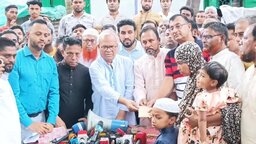 ক্ষমতায় গেলে জুলাই আন্দোলনে শহীদ ও আহতদের দায়িত্ব নিবে বিএনপি : রুহুল কবির রিজভী
