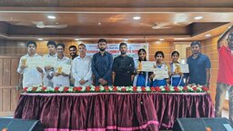 ঝালকাঠিতে শহীদ জিয়া স্মৃতি বিতর্ক প্রতিযোগিতায় কমলিকান্ত নবীন চন্দ্র মাধ্যমিক বালিকা বিদ্যালয় বিজয়ী