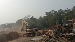 বাকেরগঞ্জে ৩ ইটভাটা গুঁড়িয়ে দিল পরিবেশ অধিদপ্তর, ১০ লাখ টাকা জরিমানা