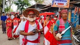 কলাপাড়ায় দক্ষিণাঞ্চলের ঐতিহ্য নিয়ে বর্ণাঢ্য বৈশাখী শোভাযাত্রা