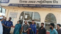 চাটখিলে দুই ফিলিং স্টেশনকে জরিমানা