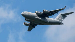 যুদ্ধবিমানের ক্রুকে উদ্ধারে যাওয়া যুক্তরাষ্ট্রের দুই বিমান ধ্বংস