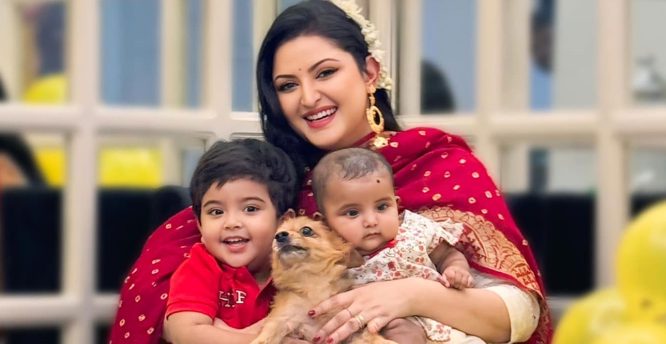 পরীমণির মেয়ে আইসিউতে, ছেলে ও নিজের ১০৩ ডিগ্রি জ্বর