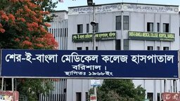 বাবার মৃত্যুসংবাদে বাড়ি ফেরার পথে সড়ক দুর্ঘটনায় মেয়ের মৃত্যু