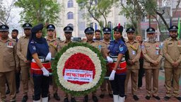 মহান স্বাধীনতা ও জাতীয় দিবসে গোপালগঞ্জ জেলা পুলিশের বিনম্র শ্রদ্ধা