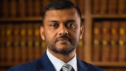 জামায়াত প্রার্থী আইনজীবী শিশির মনিরের বিরুদ্ধে মামলা