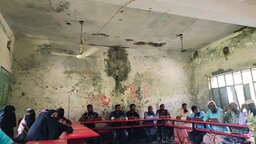 কুয়াকাটায় ঝুঁকিপূর্ণ ভবনে চলছে শিক্ষা কার্যক্রম, অনতিবিলম্বে নতুন ভবনের দাবি