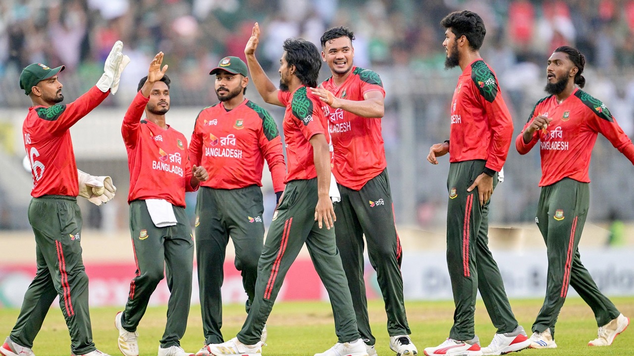 হোয়াইটওয়াশ এড়ানোর ম্যাচে যেমন হবে একাদশ, বাদ জাকের!