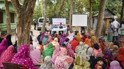 কাশিয়ানীতে সরকারের উন্নয়নমূলক কার্যক্রম নিয়ে ব্যতিক্রমী উঠান বৈঠক