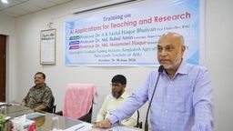 কৃত্রিম বুদ্ধিমত্তা ব্যবহারে দক্ষতা বৃদ্ধিতে বাকৃবিতে শিক্ষকদের কর্মশালা