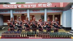 নালিতাবাড়ী সীমান্তে বিজিবির অভিযানে ৫ লাখ টাকার ভারতীয় মদ জব্দ