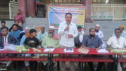 বগুড়া শেরপুরে পরীক্ষার্থীদের উপহার বিতরণ ও অভিভাবক সমাবেশ অনুষ্ঠিত