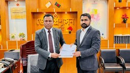 নোয়াখালী-৬ আসনে স্বতন্ত্র প্রার্থী হিসেবে মনোনয়নপত্র জমা দিলেন বিএনপি নেতা