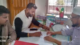 স্বতন্ত্র প্রার্থী হিসাবে মনোনয়ন ফরম নিলেন এম.এইচ খান মঞ্জু