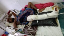 জীবন-মৃত্যুর সন্ধিক্ষণে দিনমজুর শের আলী, চিকিৎসার খরচ মেটাতে নিঃস্ব পরিবার