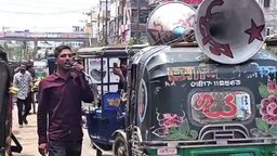 নোয়াখালীতে মাইক বাজিয়ে আ. লীগের স্লোগান, যুবক আটক