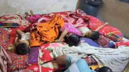 ভাড়া বাসায় মা ও দুই শিশুকে গলা কেটে হত্যা, দেবর নিখোঁজ
