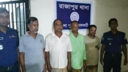 রাজাপুরে ‘জয় বাংলা’ স্লোগান, পুলিশ বাদী হয়ে মামলা; গ্রেপ্তার ৪