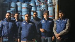 শিবচরে এক্সপ্রেসওয়েতে ডাকাতি হওয়া ৪৬২ পিস সিলিন্ডার উদ্ধার