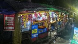কর্ণফুলীর মইজ্জ্যারটেক পূর্বপাশে ফুটপাত দখলের মহোৎসব, রাতারাতি ৫ দোকান স্থাপন
