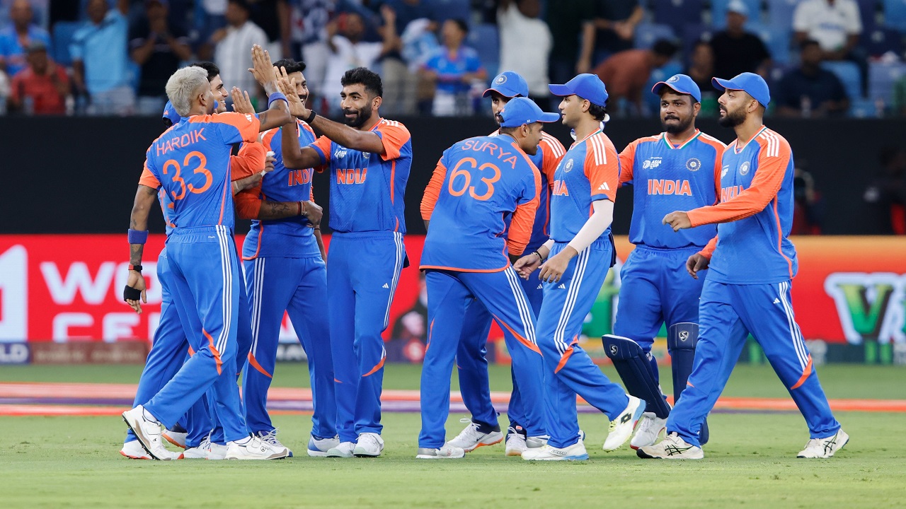 ক্রিকেট থেকে ভারতকে নিষেধাজ্ঞার দাবি