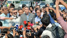 পোশাক তৈরির মূল্যবান কাঁচামাল ও স্যাম্পল ধ্বংস হয়েছে : বিজিএমইএ