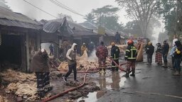 মুকসুদপুরে পাটের গুদামে ভয়াবহ অগ্নিকাণ্ড, কোটি টাকার ক্ষয়ক্ষতি