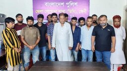 ফেনীতে ডিবি পুলিশের বিশেষ অভিযানে ১৫ জুয়াড়ি গ্রেপ্তার