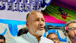 অঝোরে কাঁদলেন ও কাঁদালেন বিএনপির এমপি প্রার্থী এস এম জিলানী