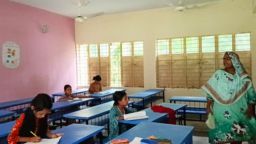 প্রাথমিক বিদ্যালয়ে শিক্ষার্থী ছয়, শিক্ষক পাঁচ — প্রধান শিক্ষকের বাসায় বিদ্যালয়ের ল্যাপটপ