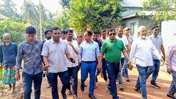 কাশিয়ানীতে উন্নয়ন প্রকল্প পরিদর্শনে এমপি সেলিমুজ্জামান