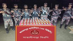 বকশীগঞ্জ সীমান্তে পৃথক অভিযানে ১৩৫ বোতল ভারতীয় মদ জব্দ
