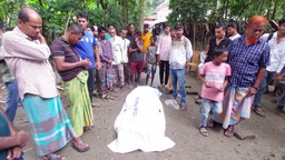 ঝালকাঠিতে বিআরটিসি বাস চালকের ঝুলন্ত মরদেহ উদ্ধার