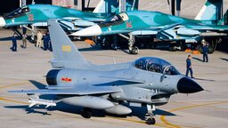 চীন থেকে ২০টি মাল্টিরোল যুদ্ধবিমান কিনছে বাংলাদেশ