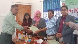 নকলায় ভেজাল সার সনাক্তকরণ বিষয়ক কৃষক প্রশিক্ষণ অনুষ্ঠিত