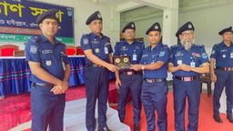 গোপালগঞ্জে জেলা পুলিশের মাস্টার প্যারেড কৃতী পুলিশ সদস্যদের সম্মাননা, অবসরপ্রাপ্ত কর্মকর্তাকে সংবর্ধনা