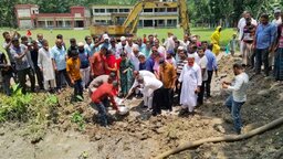 রাজাপুরে দুটি খাল খনন কাজের উদ্বোধন করলেন এমপি জামাল