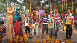 আজ চৈত্র সংক্রান্তি— বাংলা বছরের শেষদিন