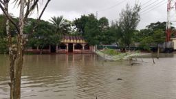 নোয়াখালীর নিম্নাঞ্চল প্লাবিত, ভাঙনের মুখে শতাধিক বাড়িঘর