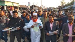 আশাশুনিতে বিএনপির ৩১ দফা লিফলেট বিতরণ