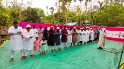 ঝালকাঠিতে অর্ধশত পরিবারের ঈদুল ফিতর উদযাপন