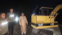 চাটখিলে ফসলি জমির মাটি কাটায় ভ্রাম্যমাণ আদালতের অভিযানে ট্রাক জব্দ