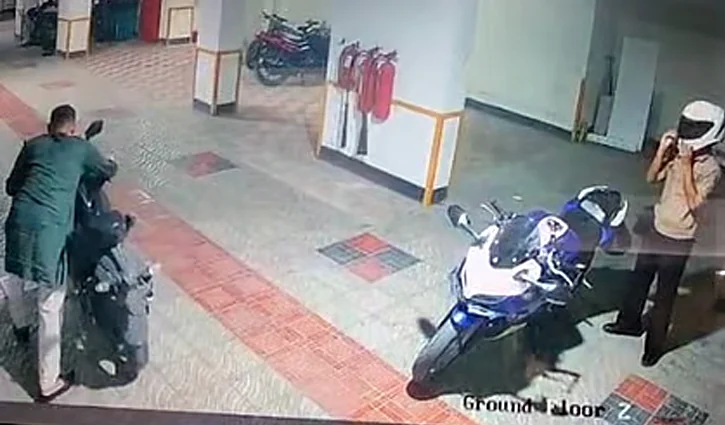 তুরাগের পাশে মোটরসাইকেল উদ্ধার, তাহসিফের কি না যাচাই করছে পিবিআই